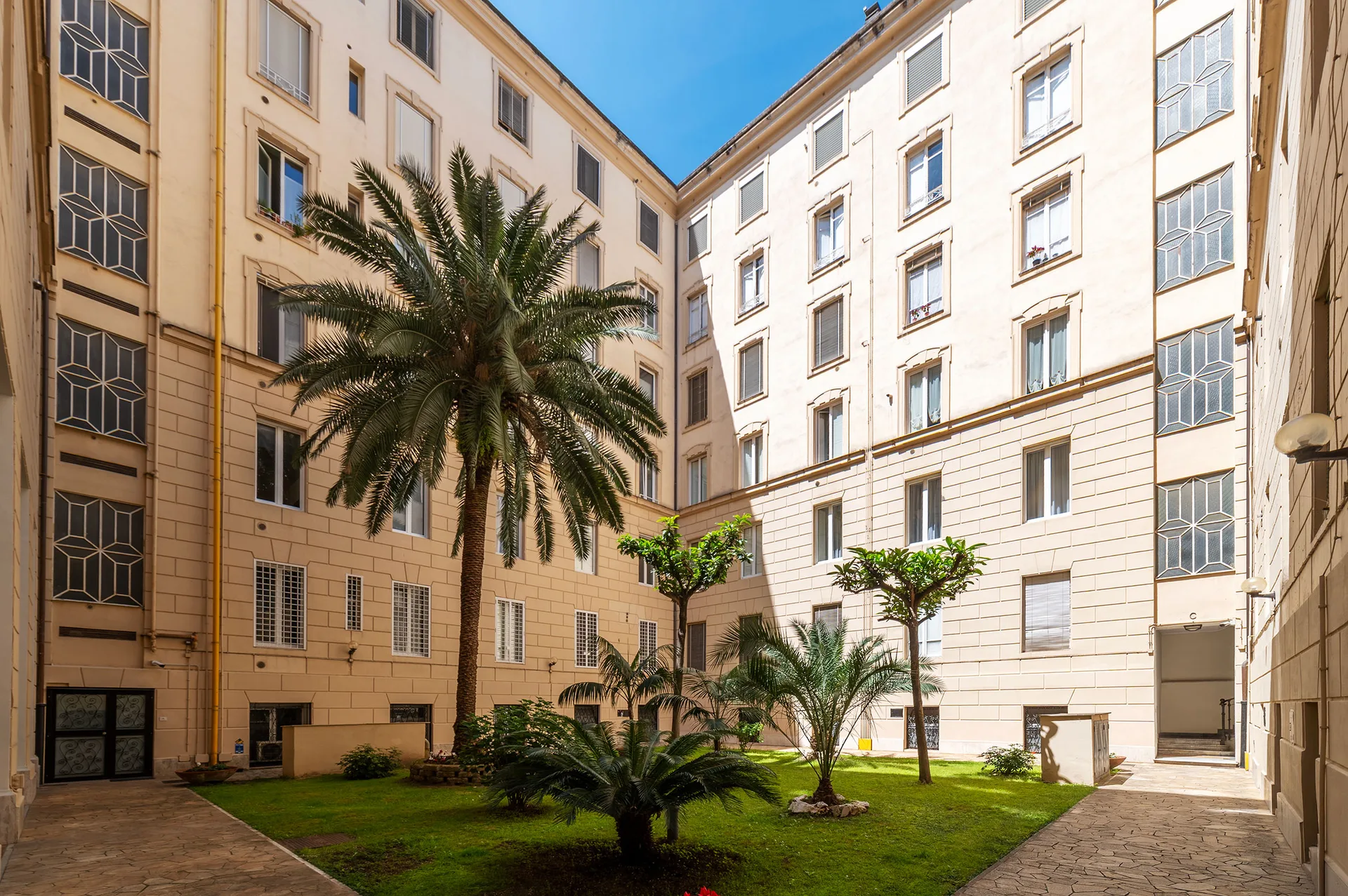 Bright Apartment – Via Nomentana at the corner of Corso Trieste, Rome
