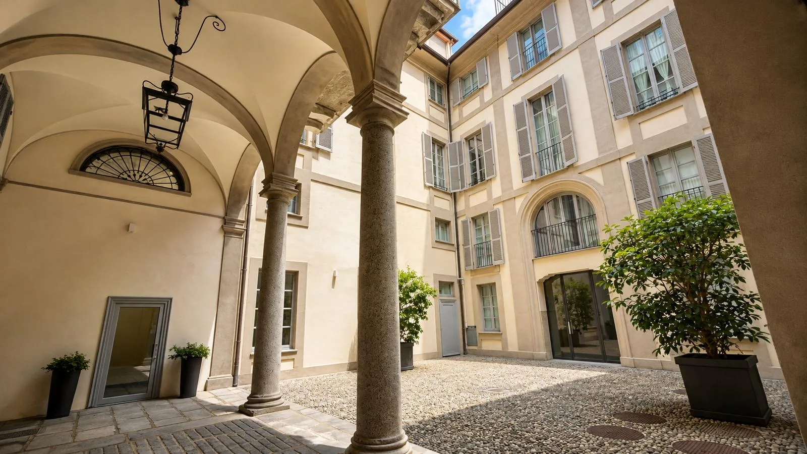 Elegante bilocale in prestigioso contesto neoclassico