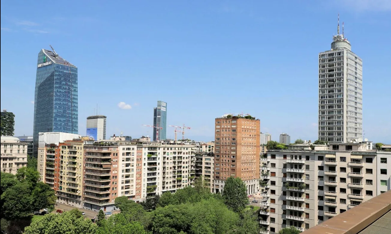 Affitto prestigioso plurilocale ristrutturato — foto 1 di 16